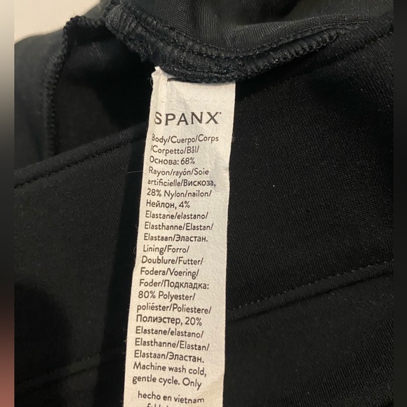 Spanx The Perfect Pant, Hi-Rise Flare Black XS - Picture 15 of 16